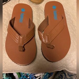 Fab kids flip flops